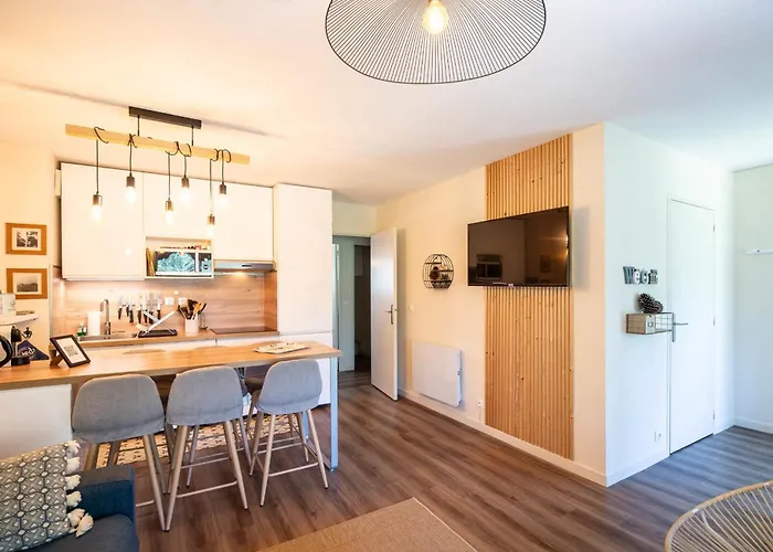 Comfortable With Pool *