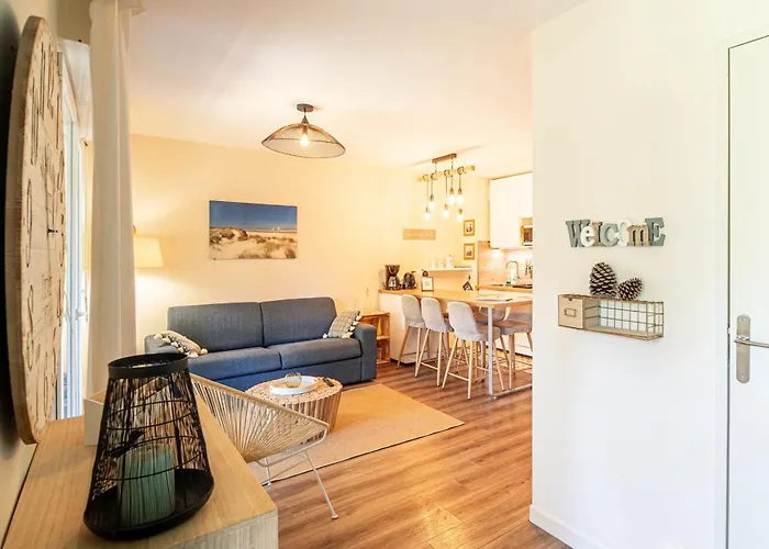 Comfortable With Pool Apartament *